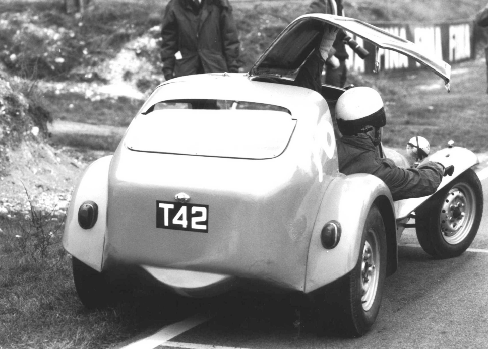 Lotus Seven S1 Gullwing Doors for GT Races