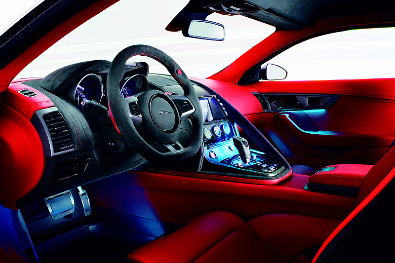 Jaguar CX-16 Concept_interior