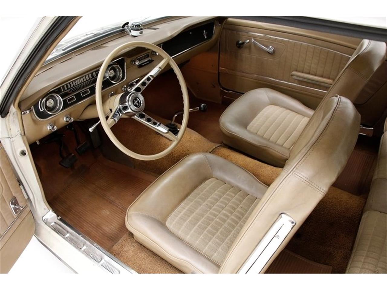Ford Mustang 1965 Palomino Interior