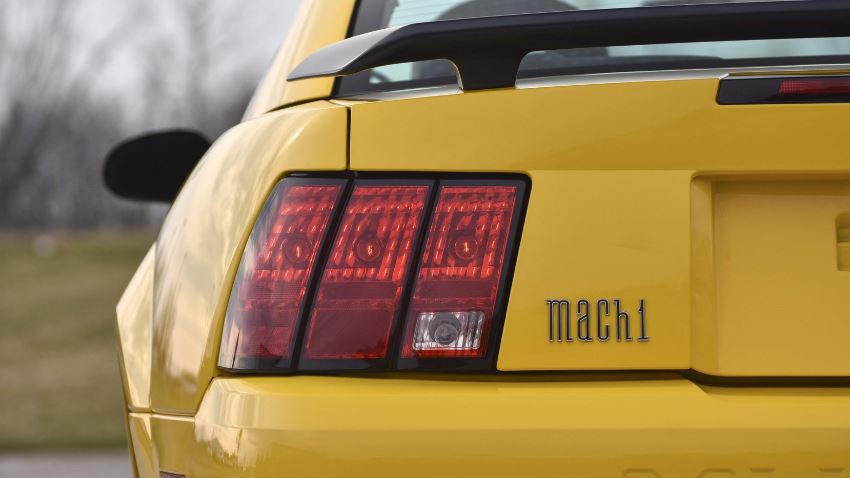 Ford Mustang Mach 1 2003_5