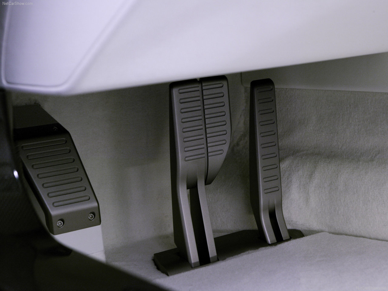 Lexus-LF-A_Concept-2007-1280-90962be1d4dbd88c8d1704c980251a0b5b