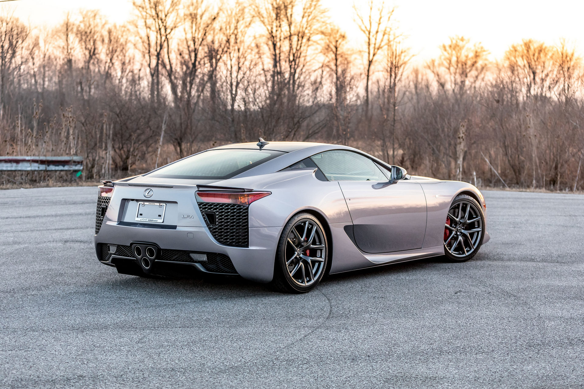 Lexus-LFA-2